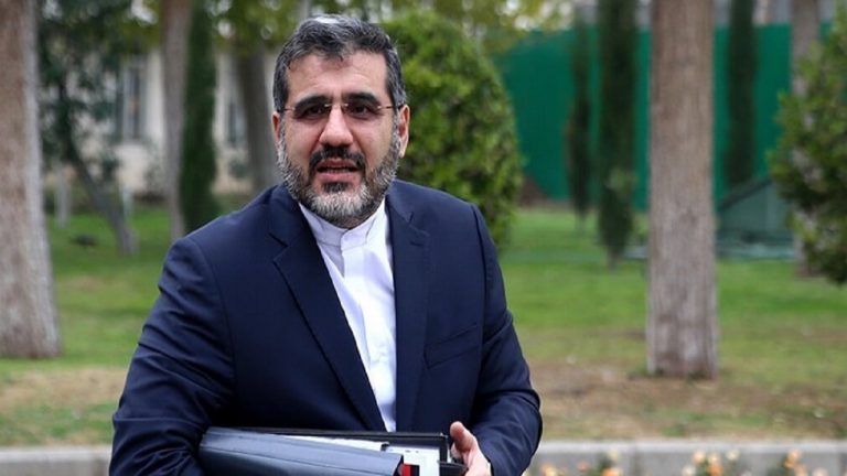 وزیر فرهنگ و ارشاد