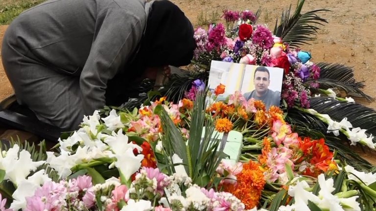 آرمان بنفشی سنندج