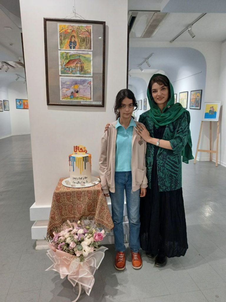 نگین وکیلی